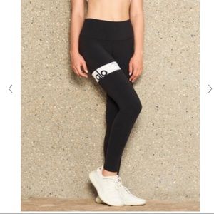 ALO High Waist Airbrush Legging Black & White Size Small